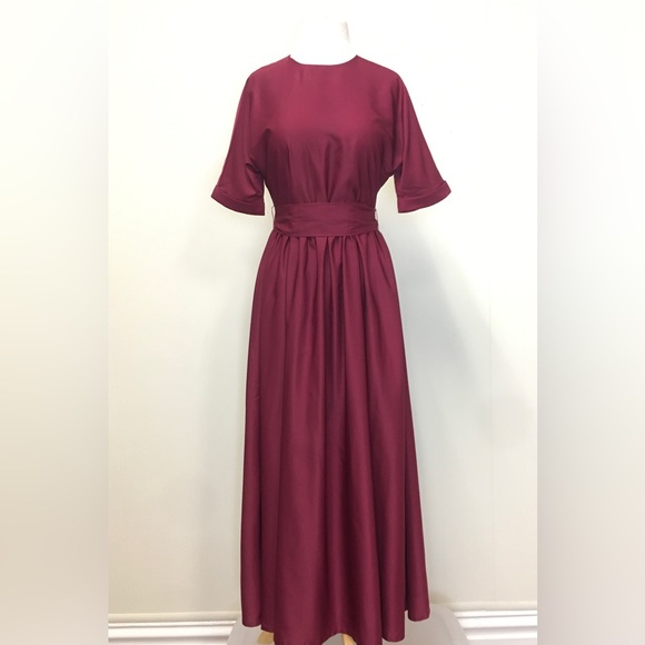 🔹 Red Long Dress - Picture 2 of 6